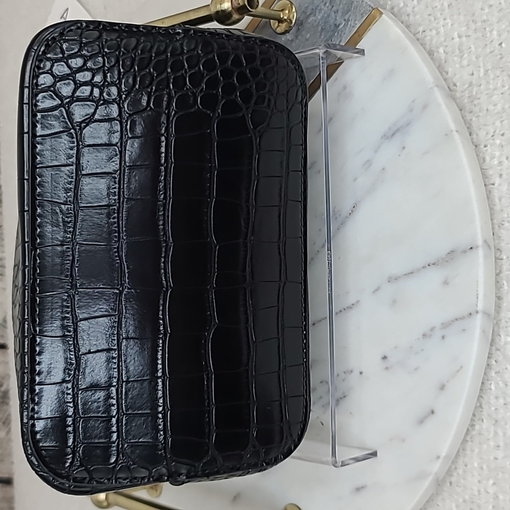 All of the Above AOTA Elena Croc Embossed Vegan Leather Bucket Bag Black - NWT - Picture 16 of 17